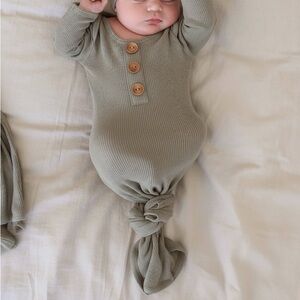 Sage Caden Lane knot Gown with Wooden Buttons Tie bottom With Built in mittens